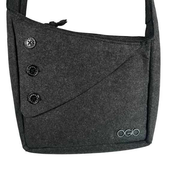 OGIO Brooklyn FELT Messenger Crossbody Bag Red Interior Organizer Pockets EUC - Picture 1 of 12